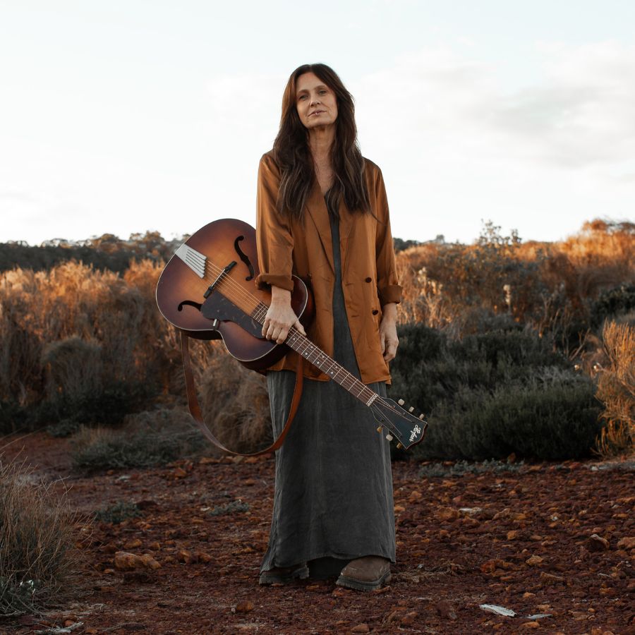 KASEY CHAMBERS